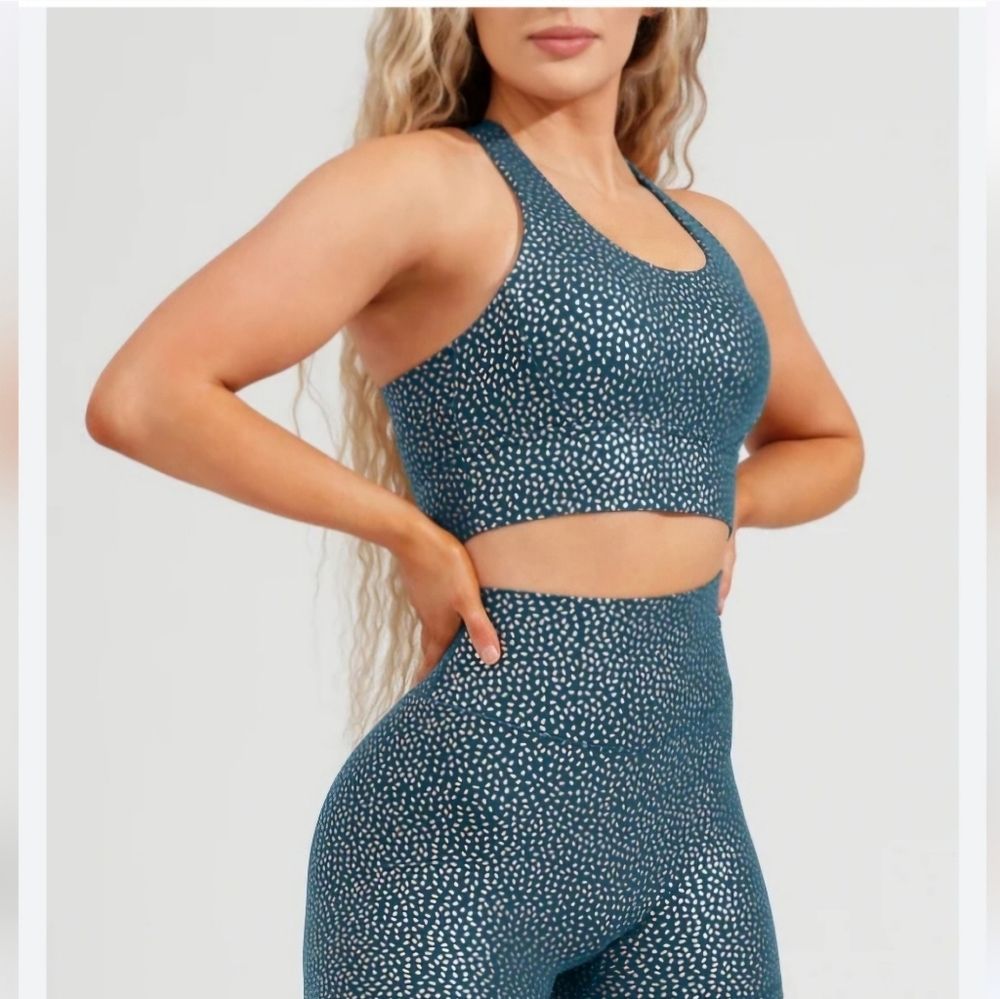 Buffbunny Rosa Sports Bra - Nile/Gold Bossy, Size XL, NWOT (no pads)